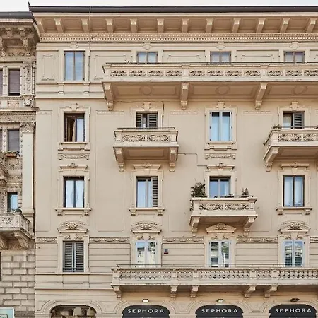 Loreto Halldis * Milano